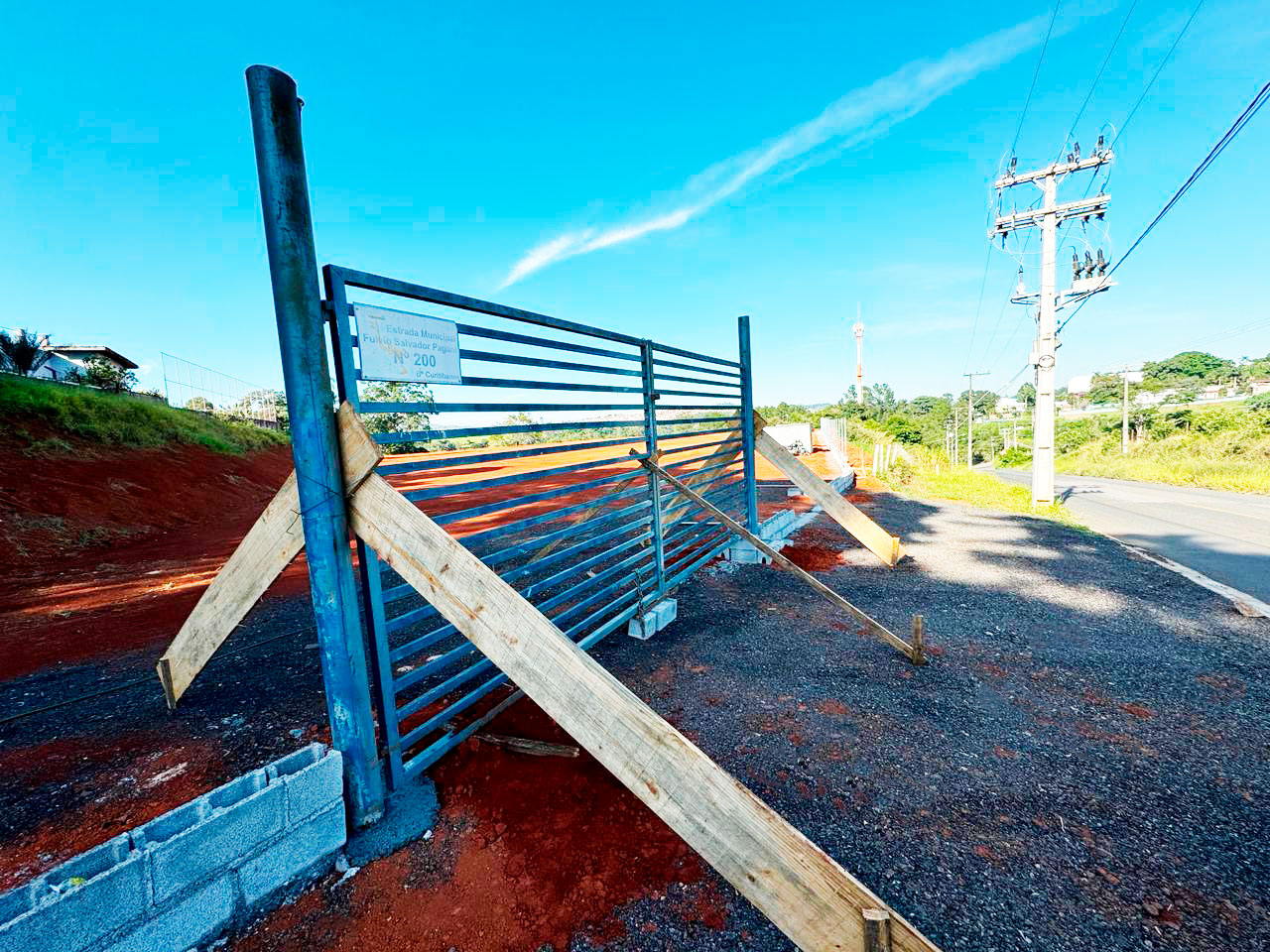 Portão metálico fabricado sob medida